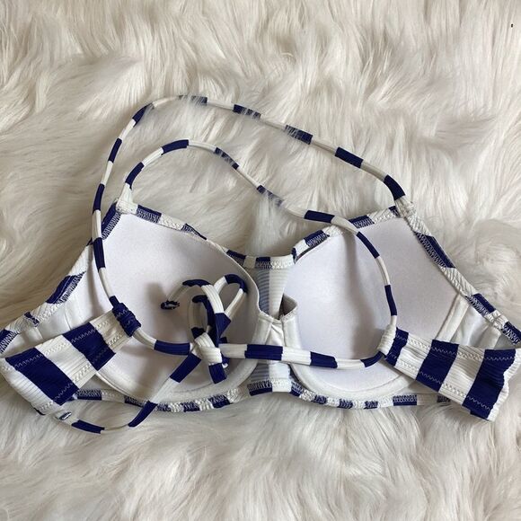 Shade & Shore striped underwire bikini top size 36B - Picture 2 of 4